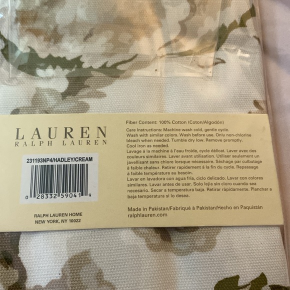 Lauren Ralph Lauren Napkin Set - Picture 3 of 3
